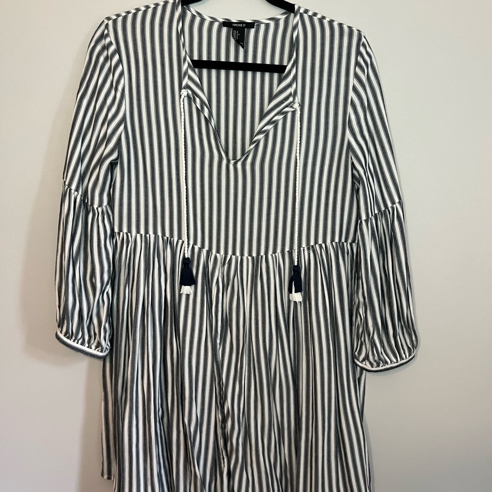 Forever 21 - Blue/Grey & White Flowy Baby Doll Dress with tassels - Small